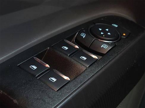 Used 2024 Ford Maverick Lariat w/ Black Appearance Package image 15