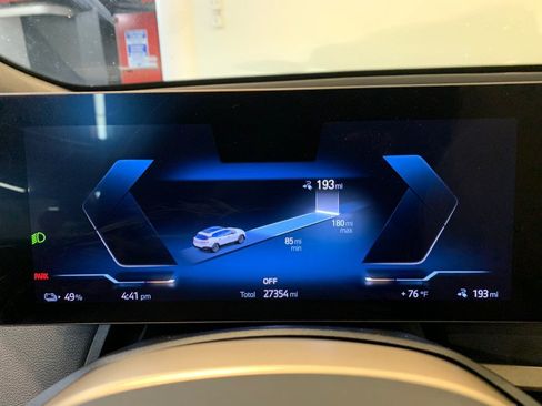 Used 2023 BMW iX xDrive50 w/ Premium Package AWD/4WD image 28