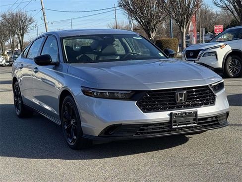 New 2025 Honda Accord SE image 1