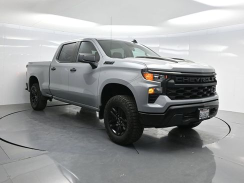 Used 2024 Chevrolet Silverado 1500 Custom Trail Boss w/ Dark Appearance Package AWD/4WD image 49