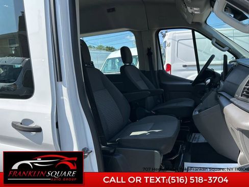 Used 2022 Ford Transit 350 XLT image 24