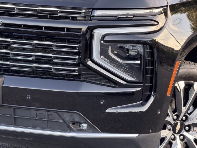 Certified 2025 Chevrolet Tahoe High Country AWD/4WD image 8