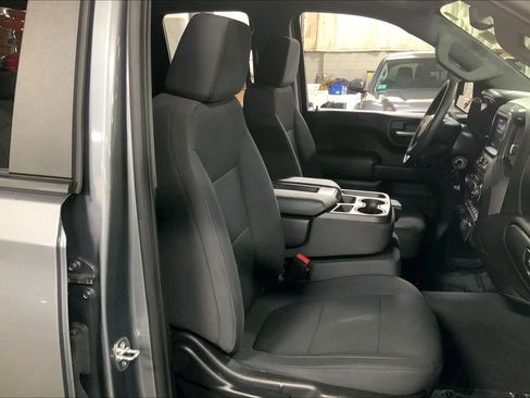 Used 2021 Chevrolet Silverado 1500 Custom image 8