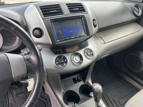 Used 2007 Toyota RAV4 Limited AWD/4WD image 15