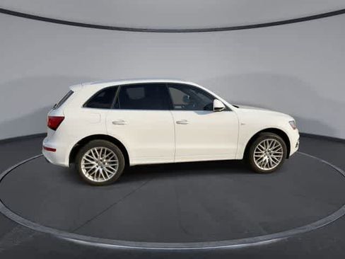 Used 2017 Audi Q5 2.0T Premium Plus w/ Technology Package AWD/4WD image 9