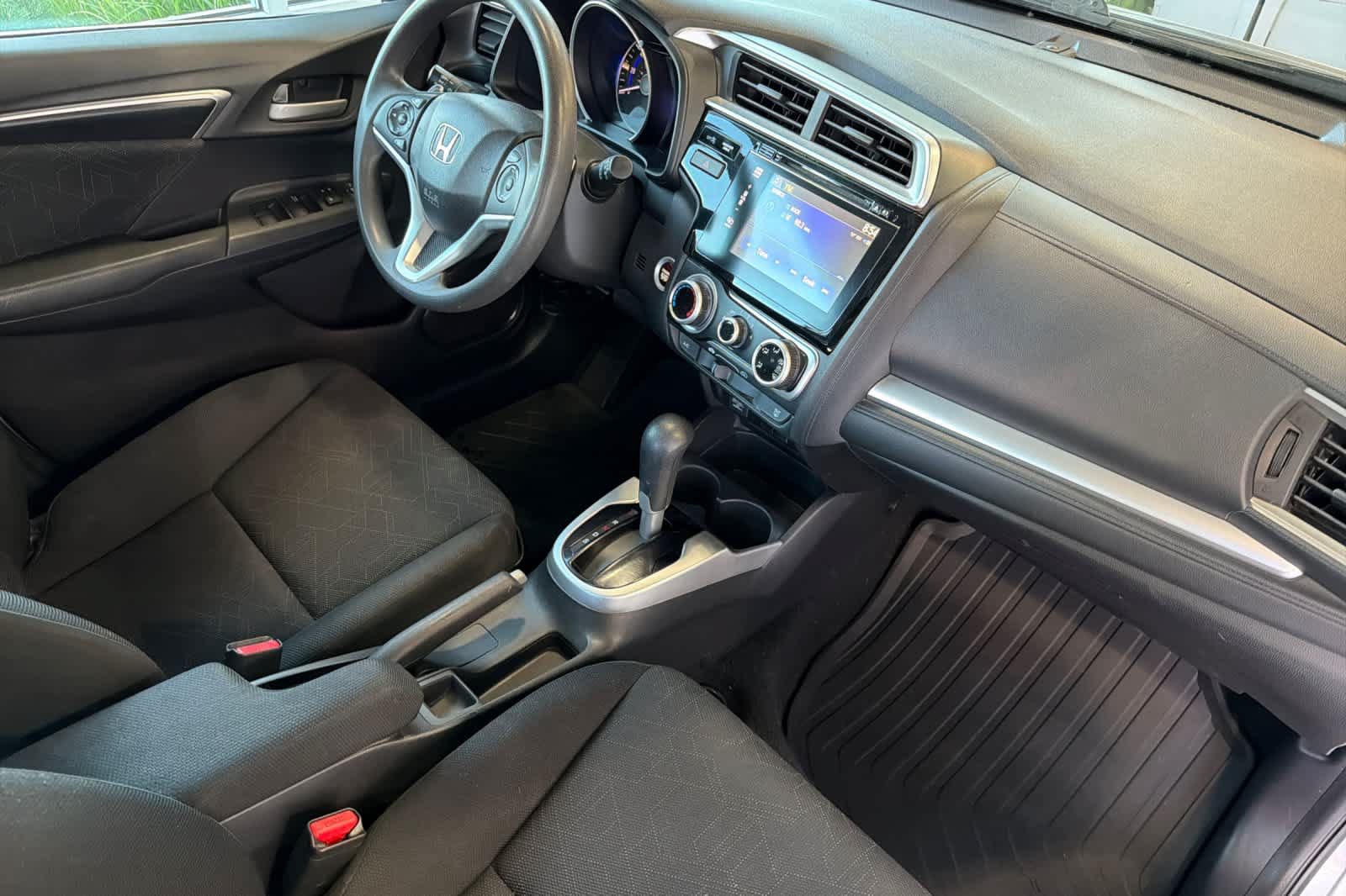 Used 2015 Honda Fit EX image 18