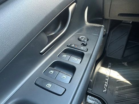 New 2026 Hyundai Elantra SEL Sport Premium FWD image 11