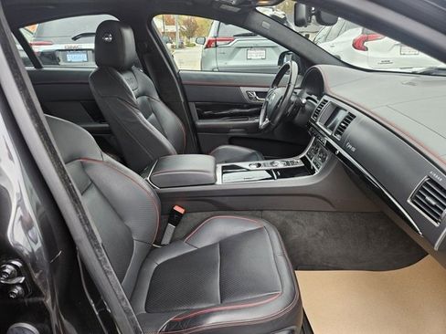 Used 2013 Jaguar XF R-S image 12