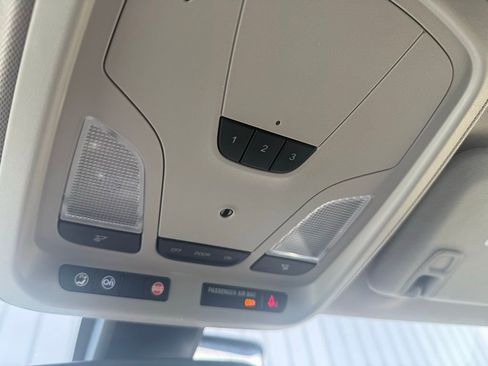 Used 2015 Chevrolet Impala LT image 16