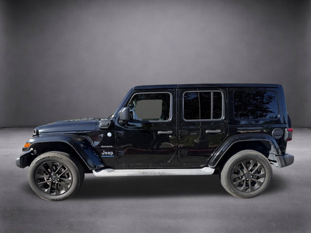 Used 2024 Jeep Wrangler Unlimited Sahara w/ Technology Group AWD/4WD image 10