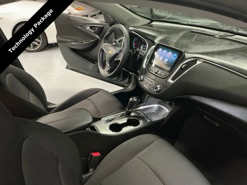 Used 2019 Chevrolet Malibu LT image 26