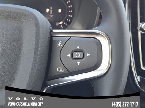 Used 2026 Volvo XC40 B4 Core w/ Protection Package Premier FWD image 28
