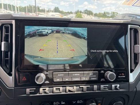 New 2025 Nissan Frontier SV w/ SV Convenience Package image 16