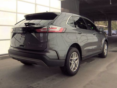 Used 2024 Ford Edge SEL w/ Convenience Package AWD/4WD image 4