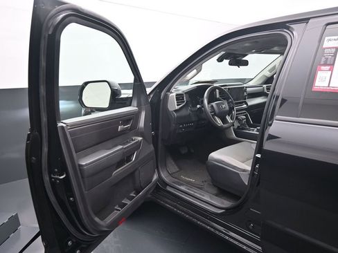 Used 2024 Toyota Tundra SR5 w/ SR5 Convenience Package AWD/4WD image 17