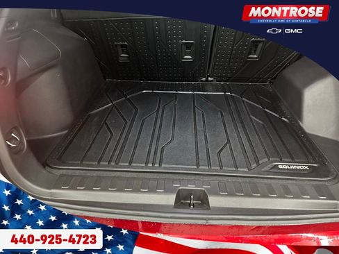 Used 2024 Chevrolet Equinox Premier image 27