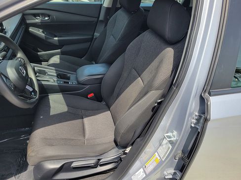 Used 2023 Honda Accord LX image 17
