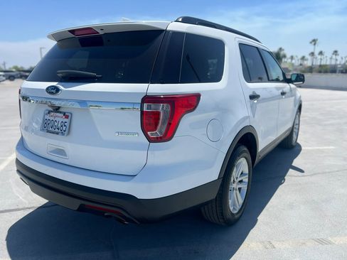 Used 2017 Ford Explorer FWD image 6