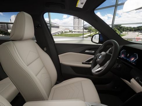 Used 2025 BMW X1 xDrive28i image 32