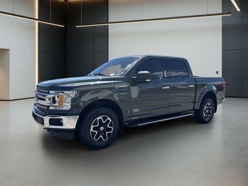 Used 2018 Ford F150 XLT w/ Equipment Group 302A Luxury AWD/4WD image 1