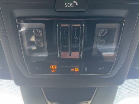 Used 2026 Volkswagen Tiguan SEL R-Line image 31