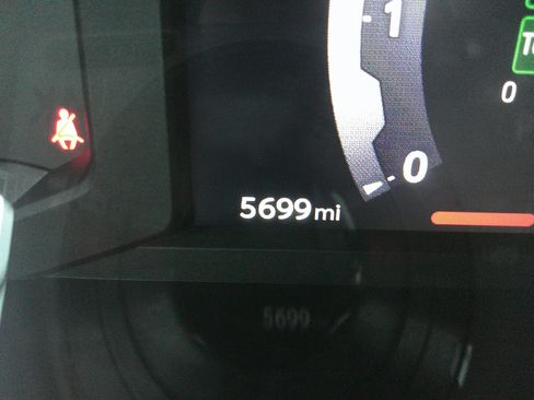 Used 2025 Toyota Tacoma SR5 image 23