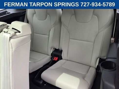 Used 2025 Volvo XC90 B5 Core w/ Protection Package Premier AWD/4WD image 14