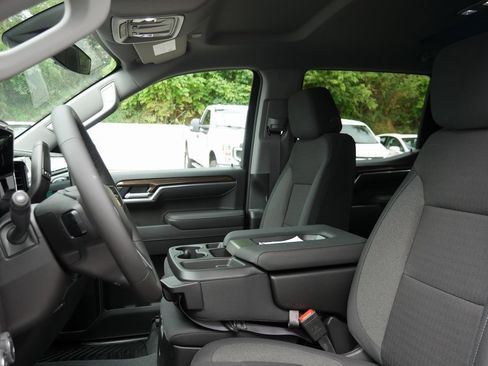 New 2026 Chevrolet Silverado 1500 LT image 9