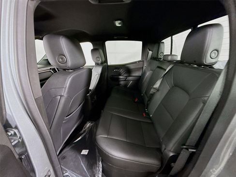 New 2026 GMC Canyon Elevation w/ Convenience Package image 18