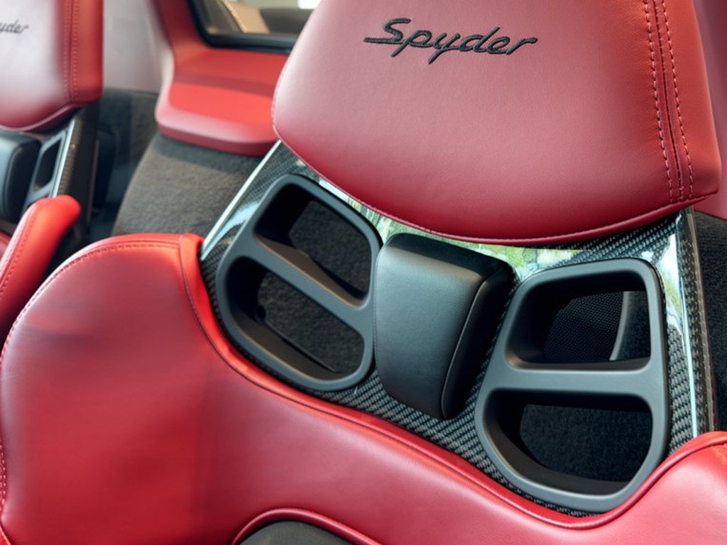 Certified 2023 Porsche 718 Boxster Spyder RWD image 24
