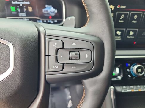 Used 2024 GMC Sierra 1500 AT4 w/ AT4 Carbonpro Edition AWD/4WD image 19