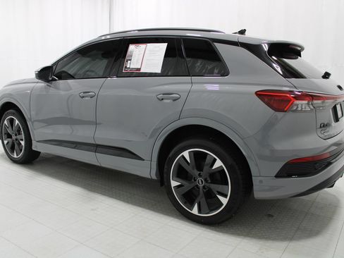 Used 2024 Audi Q4 e-tron Premium Plus w/ Premium Plus AWD/4WD image 7