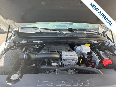 Used 2022 RAM 1500 Laramie AWD/4WD image 30