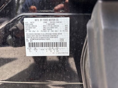 Used 2024 Ford Edge Titanium w/ Equipment Group 301A AWD/4WD image 14