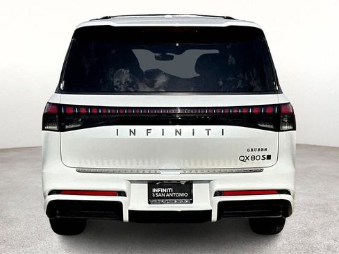 Certified 2026 INFINITI QX80 4WD w/ Sport Exterior Package image 7