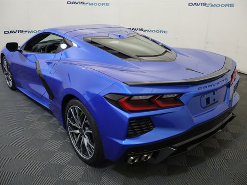 Used 2024 Chevrolet Corvette Stingray Preferred Cpe RWD image 11