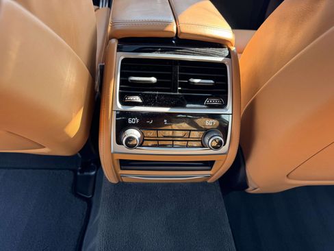 Used 2022 BMW 750i xDrive w/ M Sport Package AWD/4WD image 20