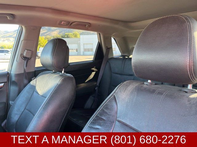 Used 2014 Kia Sorento SX w/ 3rd Row Package AWD/4WD image 13