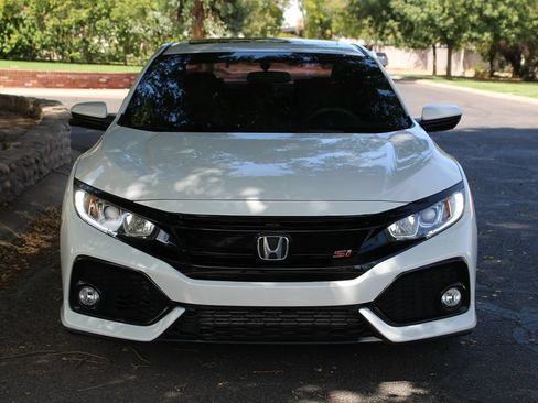 Used 2018 Honda Civic Si image 4