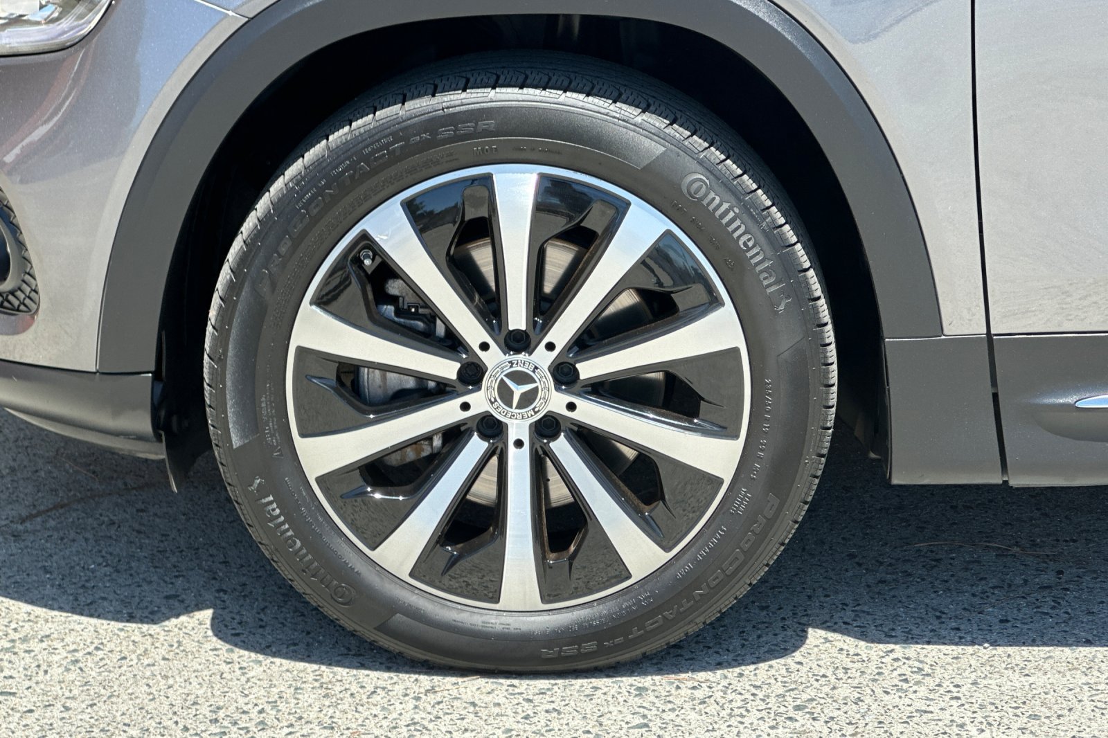 Used 2022 Mercedes-Benz GLB 250 4MATIC image 36