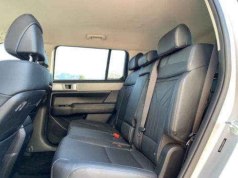 Used 2025 Hyundai Santa Fe SEL image 28