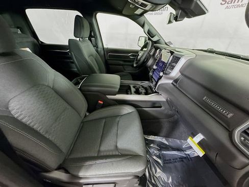 New 2026 RAM 1500 Big Horn AWD/4WD image 25