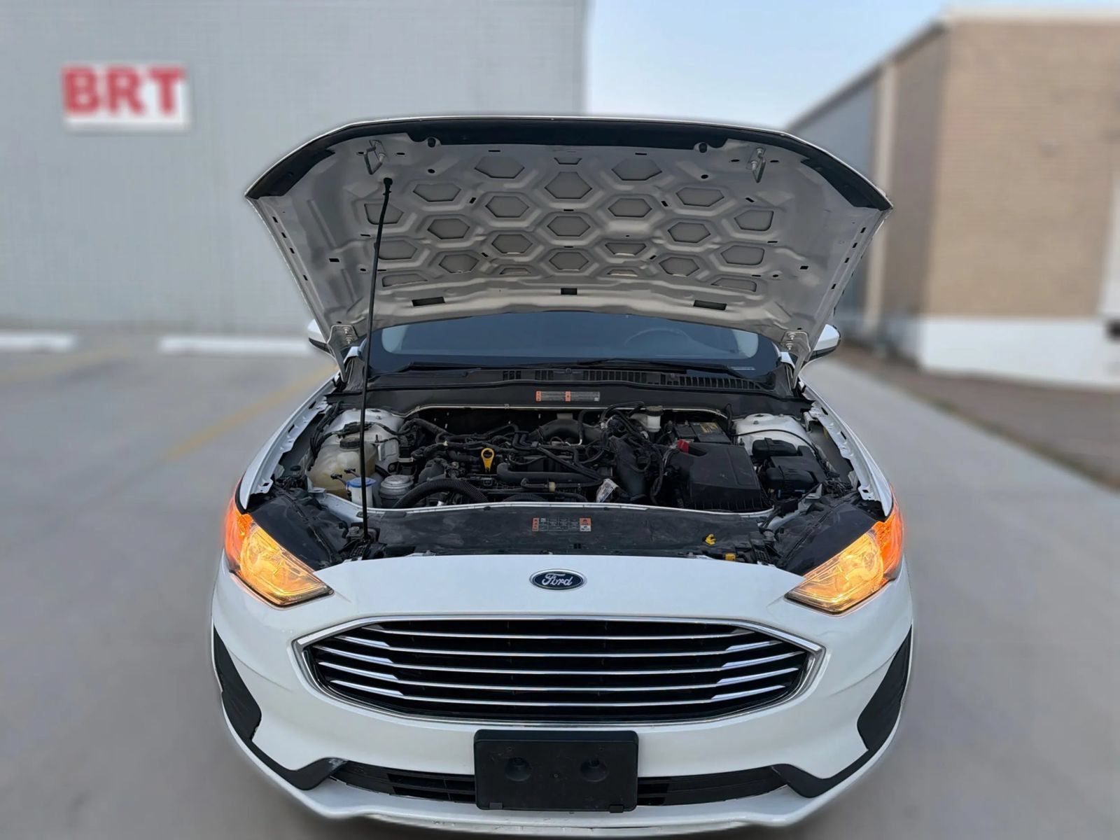 Used 2019 Ford Fusion SE FWD image 14