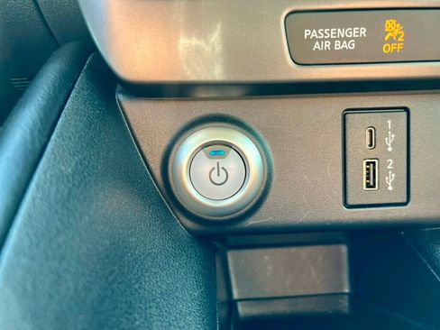 Used 2023 Nissan Leaf S image 21