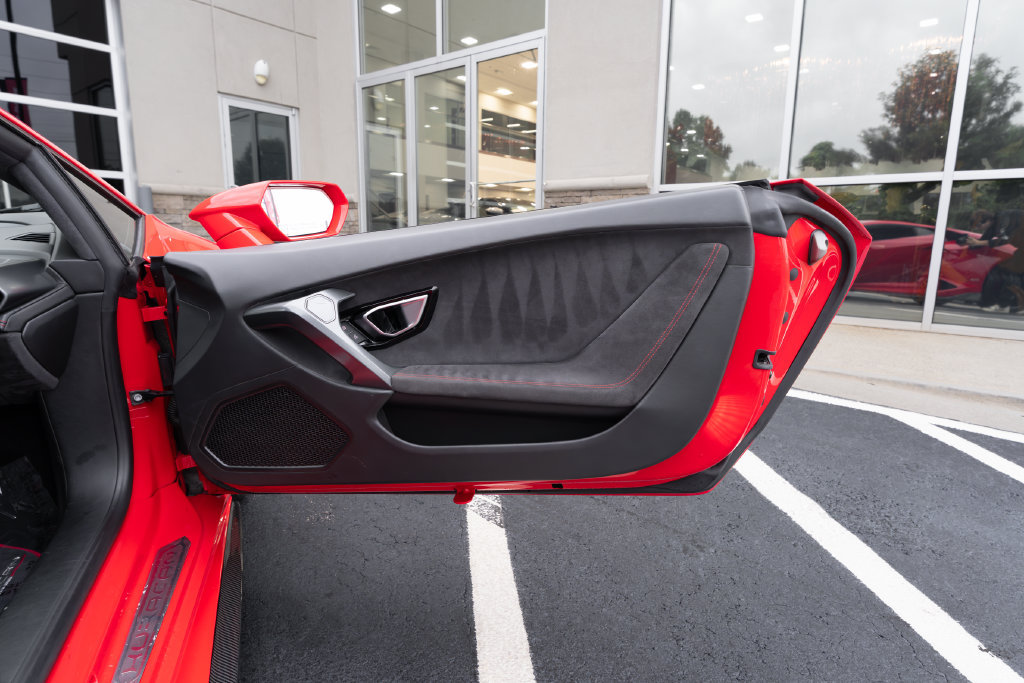 Used 2015 Lamborghini Huracan LP 610-4 AWD/4WD image 45