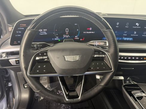 Used 2023 Cadillac Lyriq AWD image 21