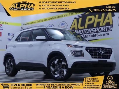 Used 2023 Hyundai Venue SEL w/ Cargo Package