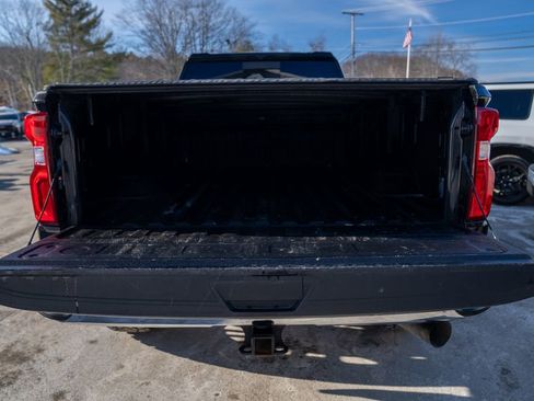 Used 2022 Chevrolet Silverado 2500 LTZ image 6