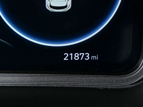 Certified 2023 Hyundai Kona Limited w/ Cargo Package image 9