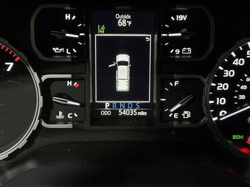 Certified 2021 Toyota Tundra Limited w/ Limited Premium Package AWD/4WD image 19